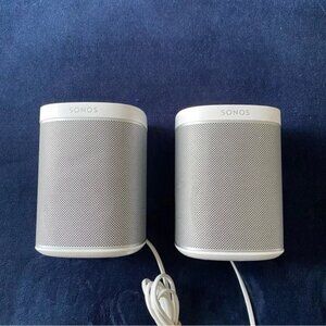 2-Sonos Play:1 - Compact Wireless Smart Speaker